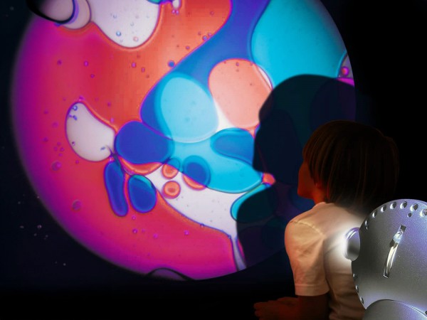 Projecteur Space avec roue à huile (rouge, bleu)