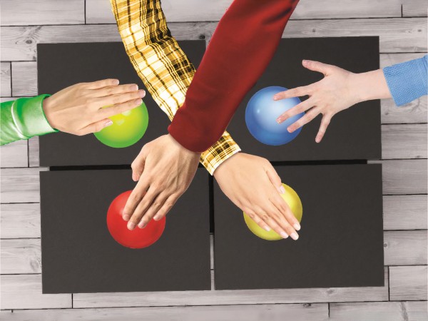 Tapit - Spiel mit vier Buzzern